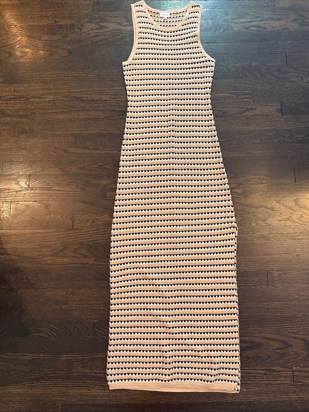 Le Lis Sleeveless Cream and Black Knit Maxi Dress
